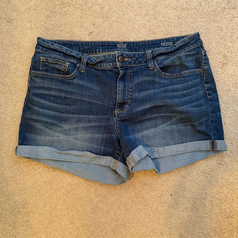 a.n.a Denim Cuffed Jean Shorts Women’s 16